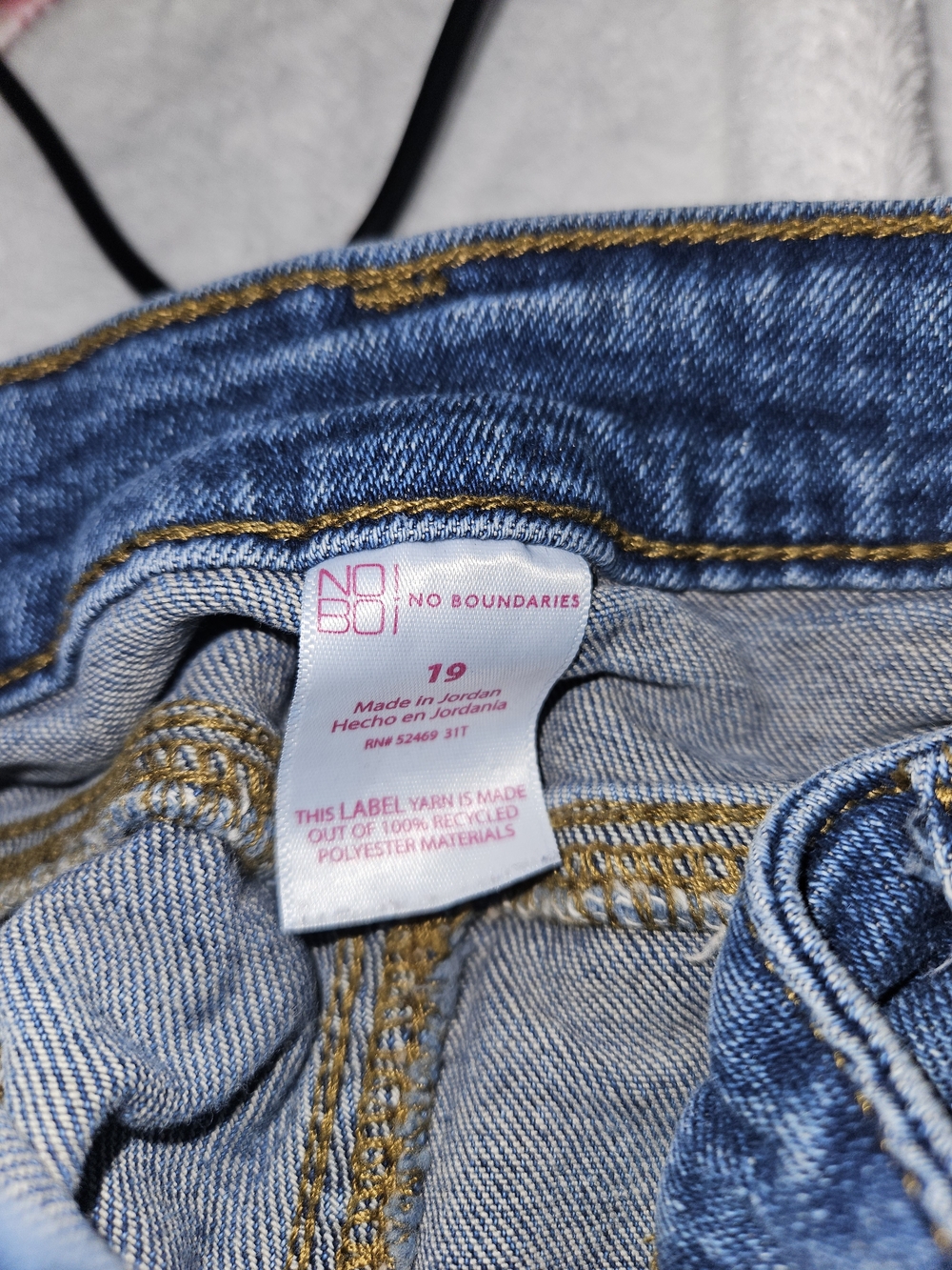 No Boundaries Women's Blue Denim Jeans - Size 19